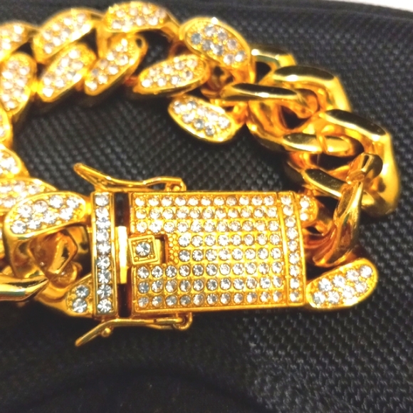 Hip Hip Gold Heavy Iced Out Cuban Linc Braclet - Picture 2 of 4